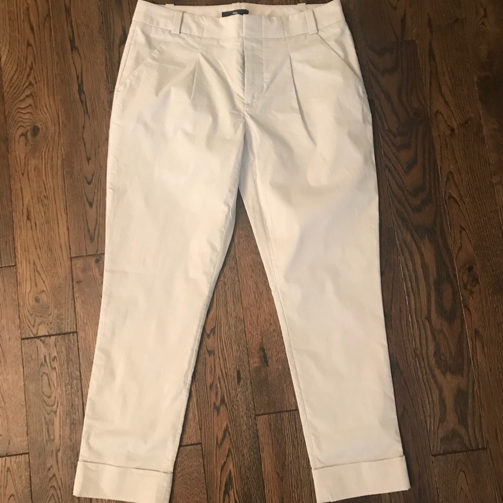 Gap Capris